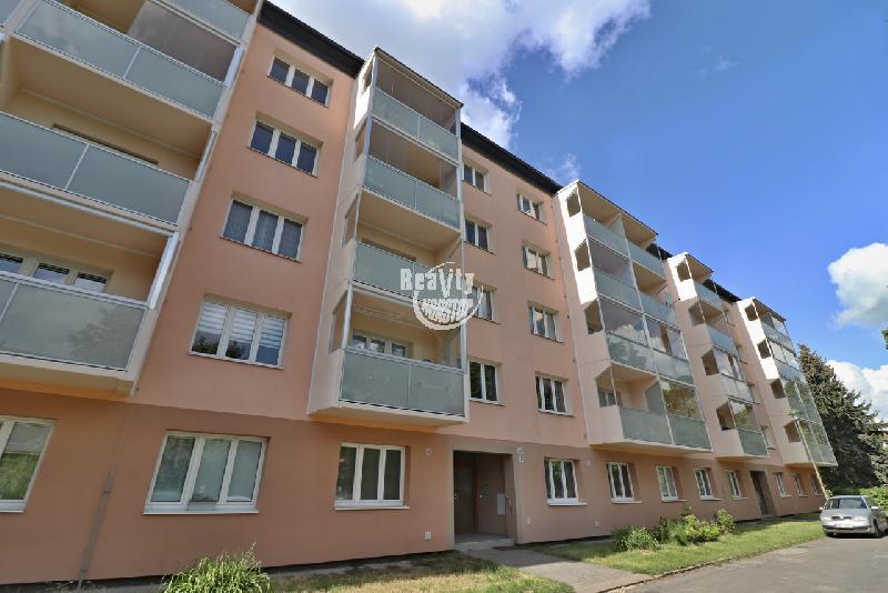 Prodej bytu 3+1 s balkónem, Jihlava, ulice U Hřbitova - foto 1 z 7