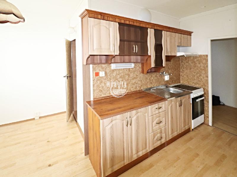 Pronájem bytu 3+1 v Počátkách - foto 1 z 9