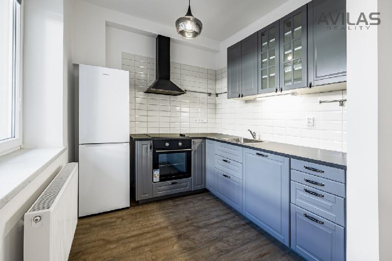 Prodej bytu 1+kk 33,6 m2 nedaleko centra města Benešov - foto 1 z 10