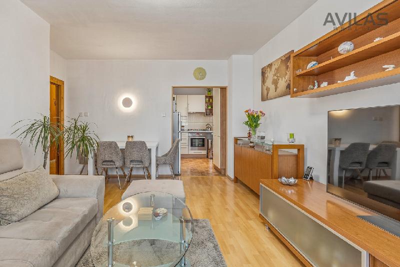 Prodej bytu 3+1 64 m2 Praha - Lhotka - foto 1 z 7