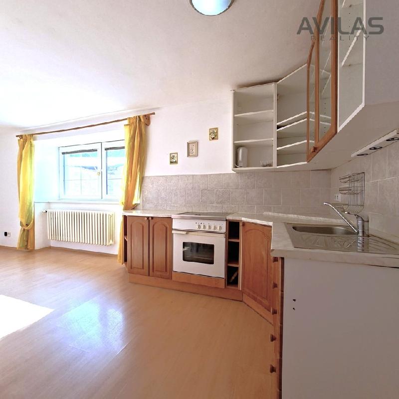 Pronájem bytu 2+kk 50 m2 v obci Bedrč - foto 1 z 9