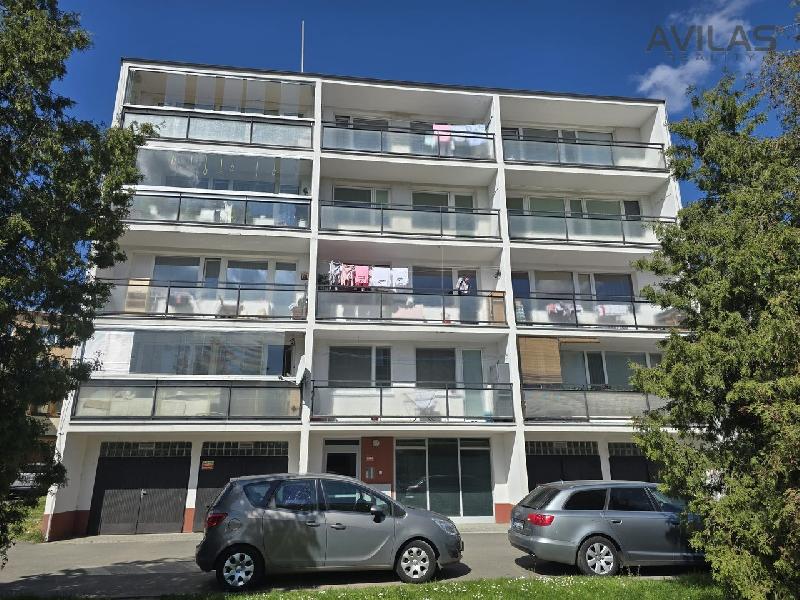Pronájem bytu 3+1 69 m2  Benešově - foto 1 z 10
