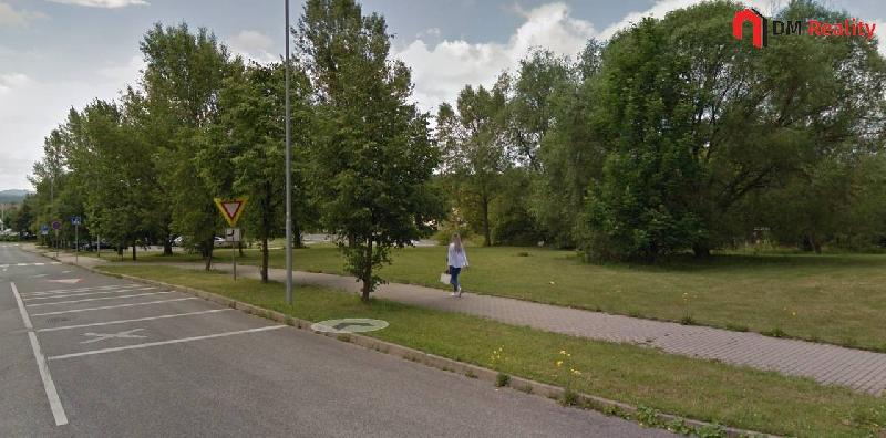 Prodej pozemku 961 m2 v centru České Lípy - Špičák - foto 1 z 4