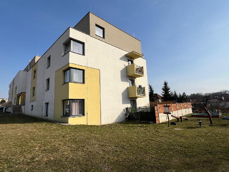 Prodej bytu 1+kk (29,70 m2), OV, 3.NP, lodžie (5,5 m2), na ul. Na Předlískách, Jemnice. - foto 1 z 10