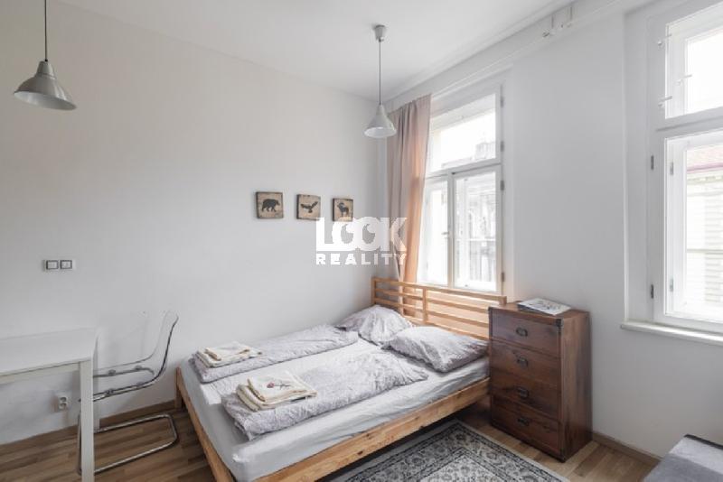 Prodej, krásný byt, 1+kk, 25 m2, Hartigova, Praha 3 - Žizkov, centrum Prahy, blízko park Parukářka - foto 1 z 9