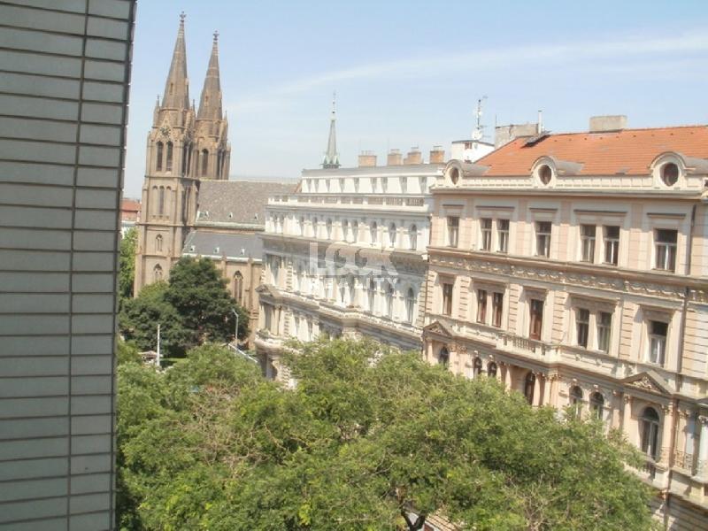 Pronájem, krásný byt 2+1, Francouzská, Praha 2 - Vinohrady, 100 m2, u metra, balkon, v okolí parky - foto 1 z 10