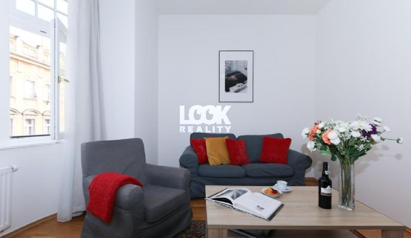 Pronájem, krásný byt 2+1, Na Kozačce, Praha 2 - Vinohrady, 60 m2, u parku, možno krátkodobě - foto 1 z 8