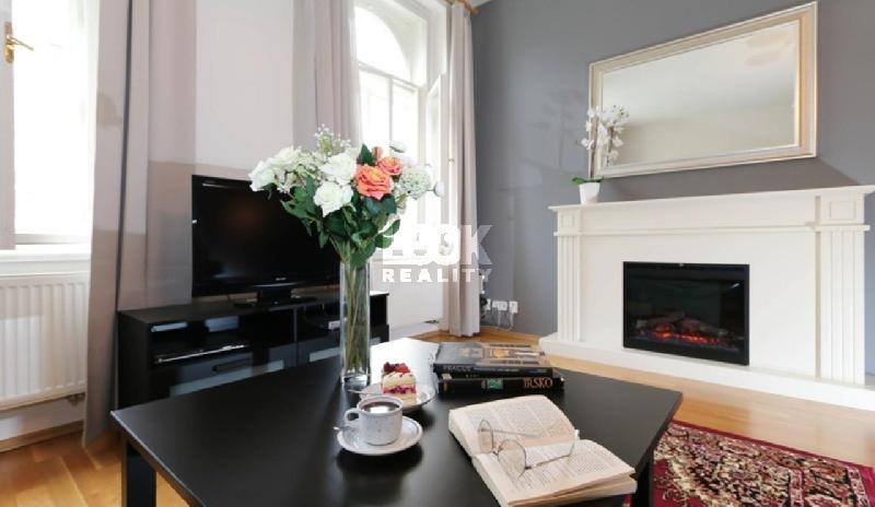 Pronájem, krásný byt 3+kk, Sázavská, Praha 2 - Vinohrady, 85 m2, garáž, u Riegrovch sadů, u metra - foto 1 z 8