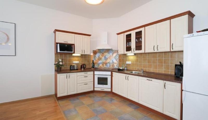 Pronájem, luxusní byt 3+kk, Moravská, 95 m2, Praha 2 - Vinohrady, 2 neprůchozí pokoje, u Grébovky - foto 1 z 7