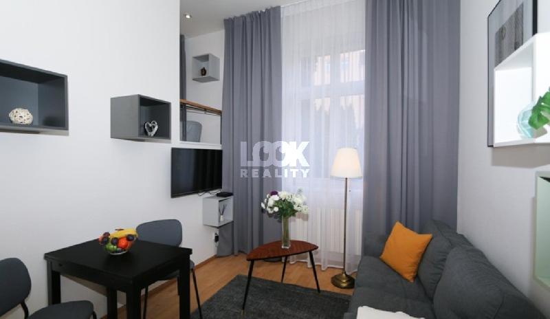 Pronájem, pěkný byt 2+kk, Belgická, Praha 2 - Vinohrady, balkón, u parku Grébovka, blízko metra - foto 1 z 10