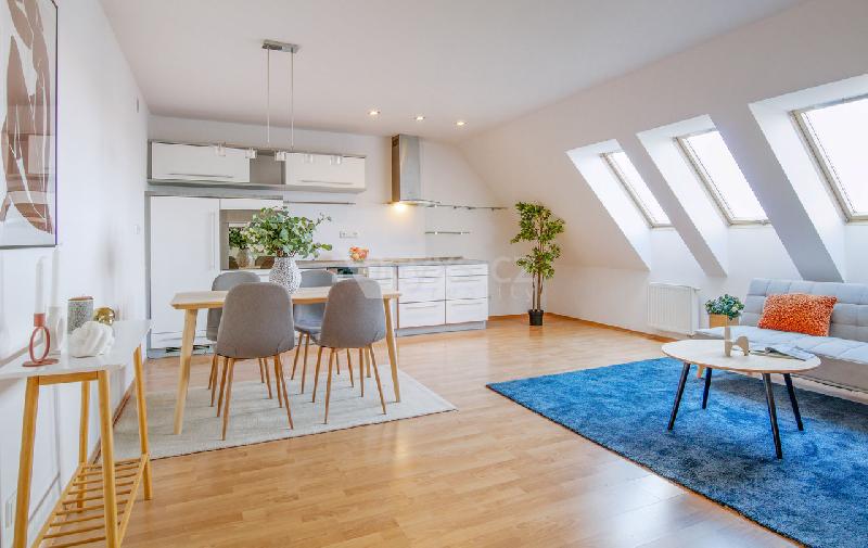 Prodej bytu 2+kk, 66 m2, Nuselská - foto 1 z 9