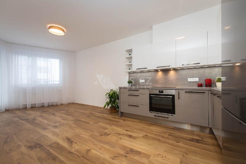 Pronájem bytu 2+kk, 52 m2 s balkonem, ul. Vítové, Praha 5 - Barrandov - foto 1 z 10