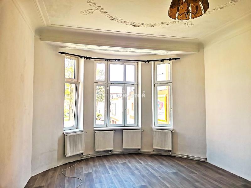 Pronájem bytu 1+1 56 m2 v centru města Rumburk, Třída 9. května, okres Děčín, Ústecký kraj. - foto 1 z 9