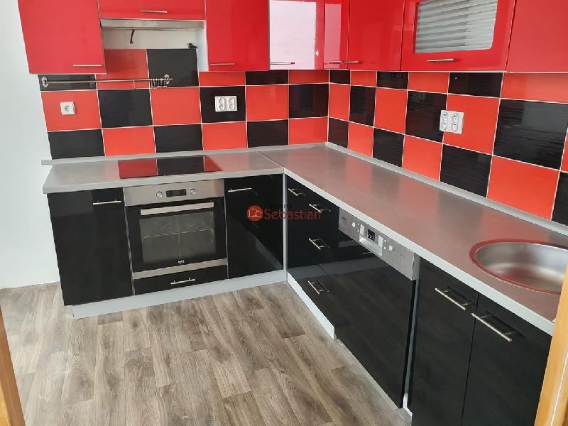 Prodej bytu 4+1, 68 m? – Hamerská, Litvínov (družstevní vlastnictví) - foto 1 z 8