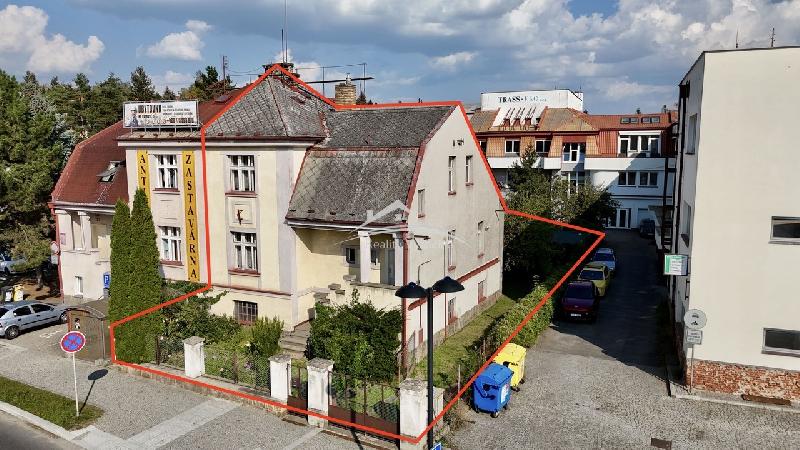 Rodinný dům 4+1 s garáží, Havlíčkův Brod  - centrum - foto 1 z 10