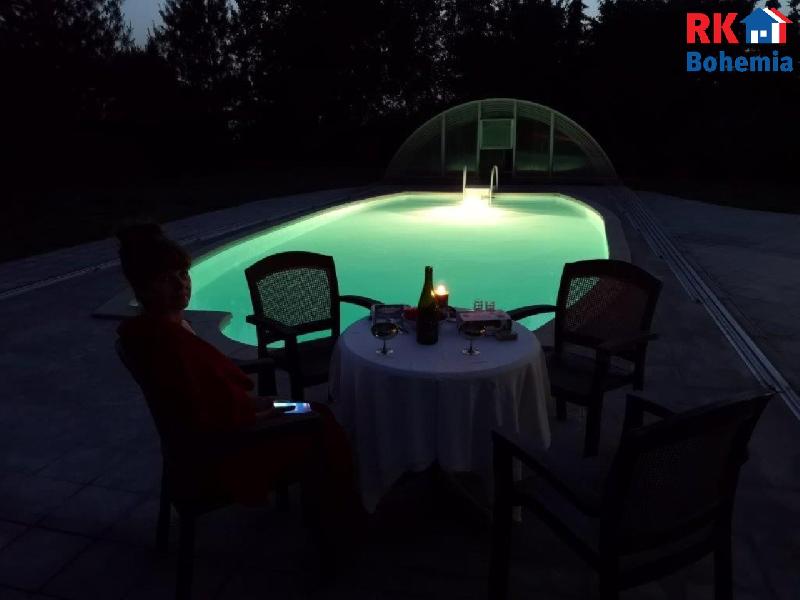 Prodej, vila, pozemek 5870 m2, Turnov, ul. Křišťálová - foto 1 z 6