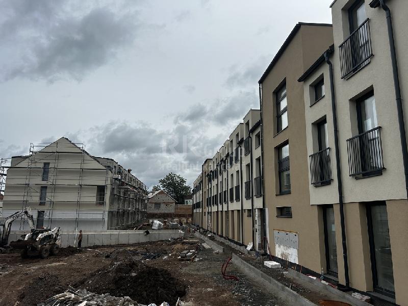 2B1 - Prodej bytu 1+kk 27,1 m? + 20,7m? předzahrádka - foto 1 z 7