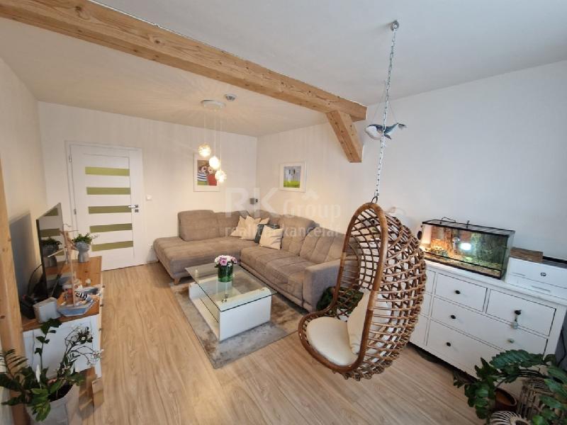 Prodej bytu 3+1/B, OV, 75 m2 v obci Slaný, ul. Cyrila Boudy - foto 1 z 10