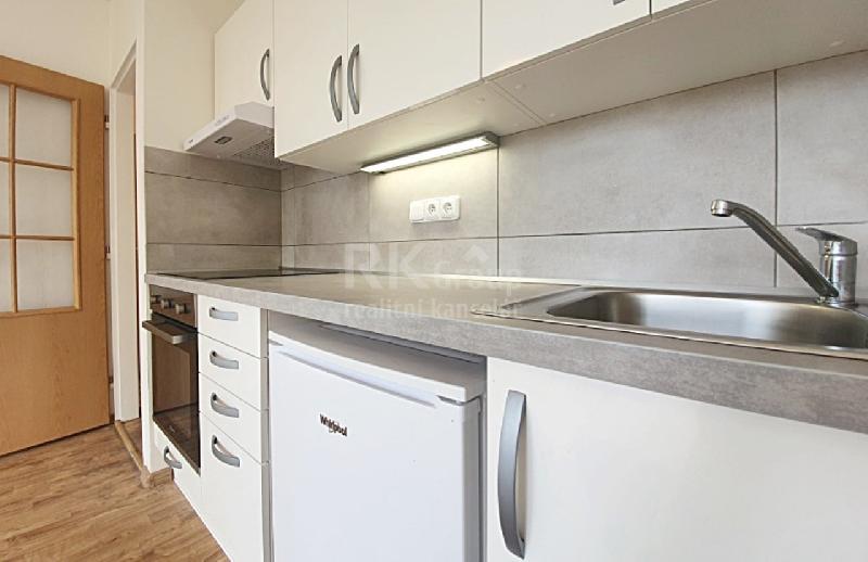 Pronájem bytu 1+1, 30m2, Odolena Voda, ulice V Malém háji - foto 1 z 7