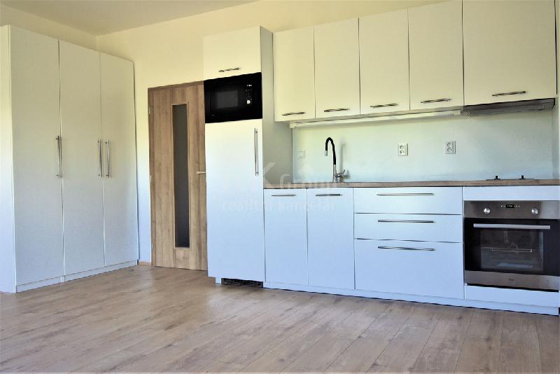 Pronájem bytu 1+kk, 33 m2 v novostavbě, Praha 4 - Chodov, ul.Klapálkova - foto 1 z 9