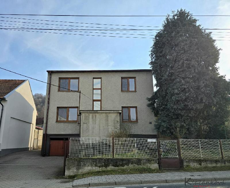 Prodej RD 6+2 /Z/, 347 m2  Zlín - Pančava - foto 1 z 30