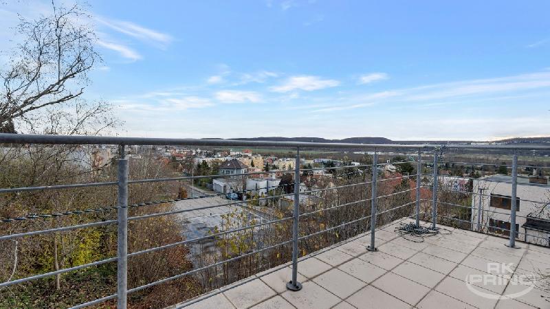 Prodej rodinný dům 5+kk, na pozemku 709 m2, Radotín, Praha - foto 1 z 9