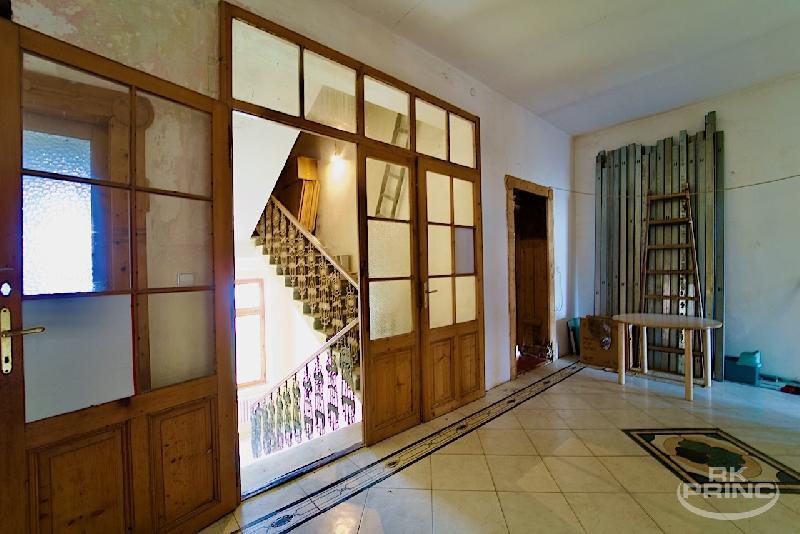 Rodinný dům 657 m2, na pozemku 891 m2, obce Hrobce, Litoměřice. - foto 1 z 10