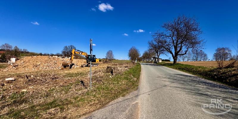 Stavební pozemek o celkové výměře 2.934 m2, obec Mnich část Mirotín, okr. Pelhřimov - foto 1 z 9