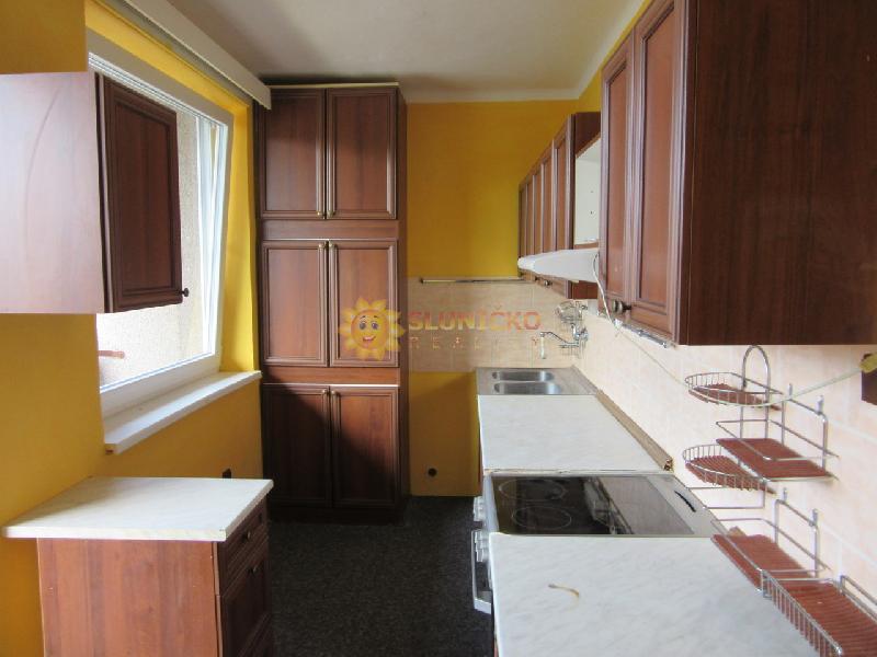 Prodej bytu 2+1 s lodžií, obec Býšť - foto 1 z 8